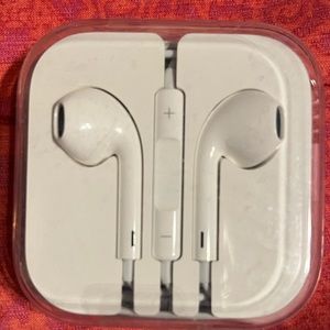 New never used Apple EarPods with 3.5mm plug